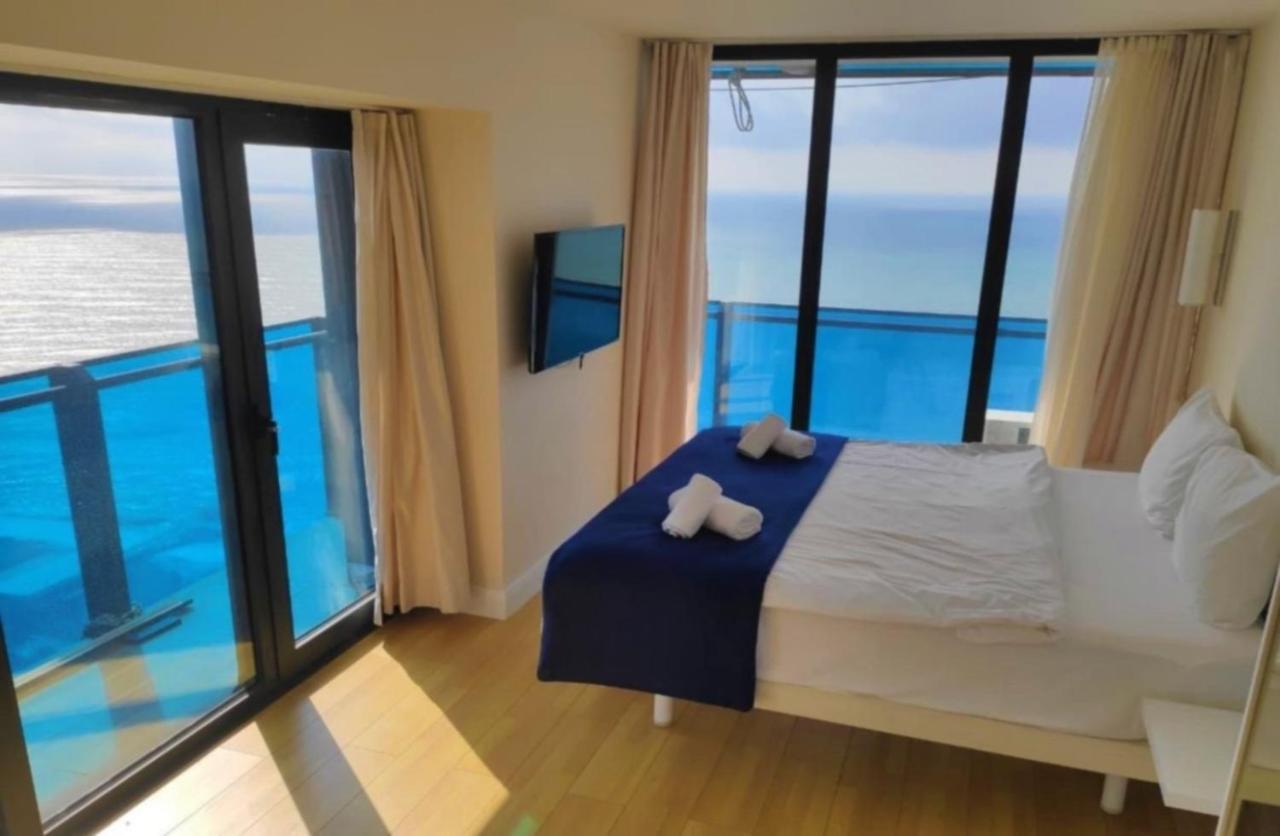 Delux Sea View Aparthotel In Orbi City Batumi Exterior foto